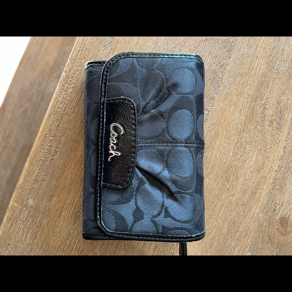 EUC Coach Wallet